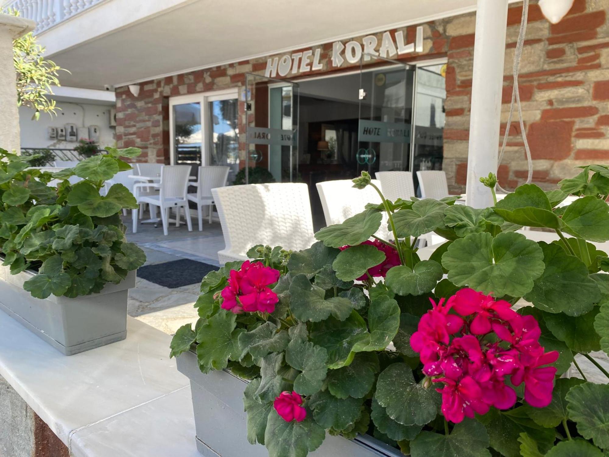 Paralía Korali Hotel מראה חיצוני תמונה